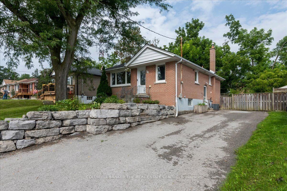 Property Photo:  18 Agnes Street  ON L4M 2S2 