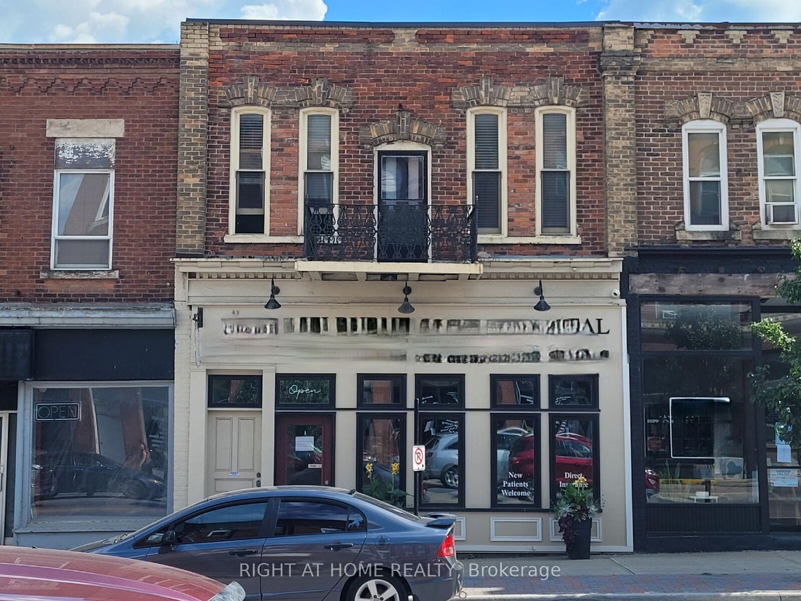 Property Photo:  125 Main Street W 2nd Fl  ON L9V 3K3 