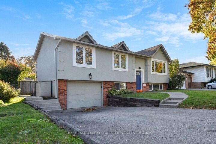 Property Photo:  699 Castleguard Crescent  ON L7N 2W7 