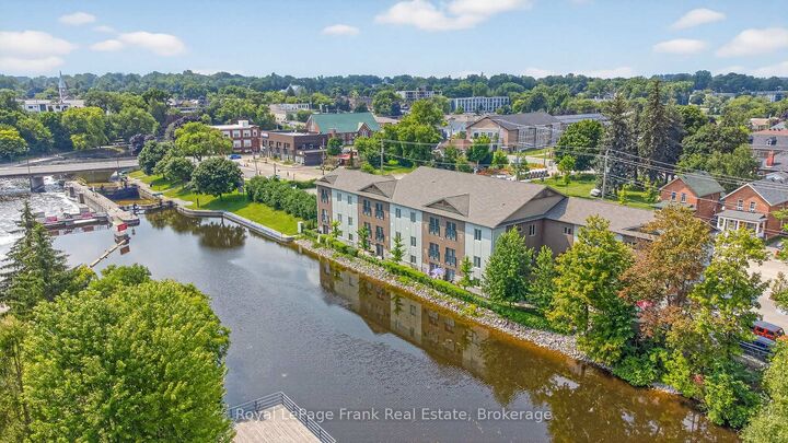 Property Photo:  25 King Street 103  ON K9V 1C7 