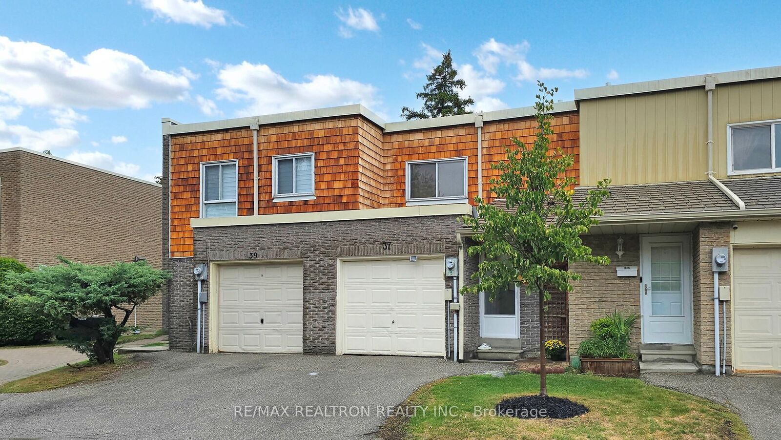 Property Photo:  37 Woody Vine Way  ON M2J 4H5 