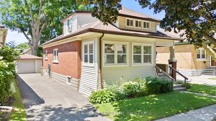 Property Photo:  6403 Locus Avenue  ON L2G 4K4 