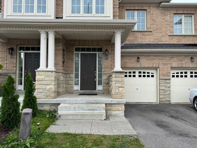 Property Photo:  47 Bellflower Lane  ON L4E 1E7 