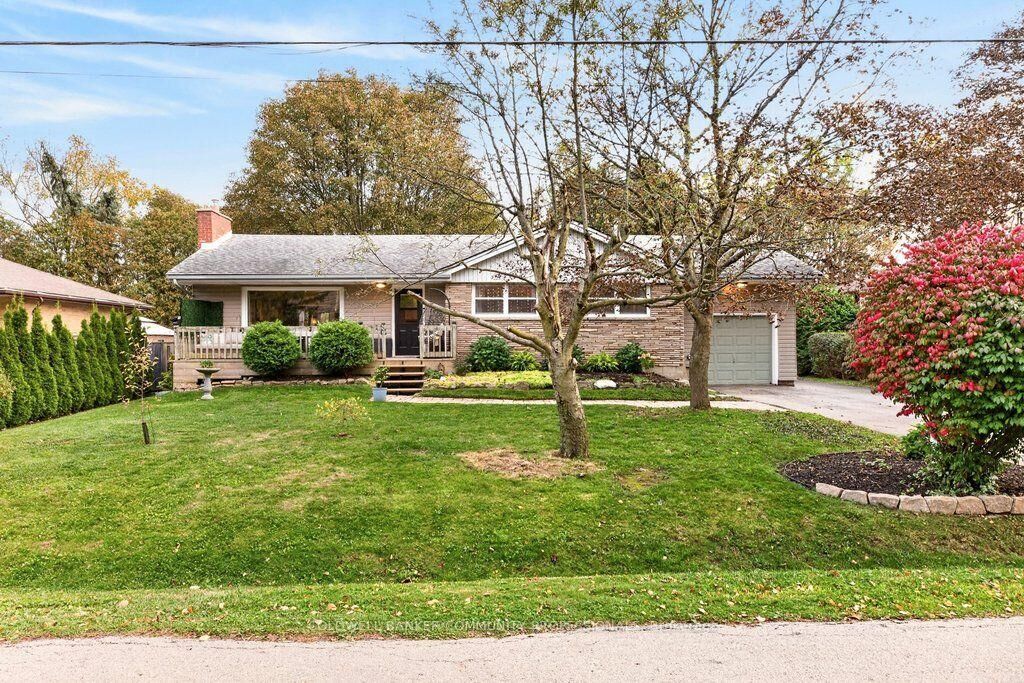 Property Photo:  58 Hatton Drive  ON L9G 2H6 