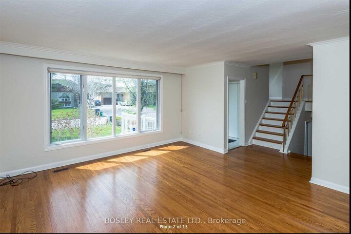 Property Photo:  286 Searle Avenue  ON M3H 4C4 