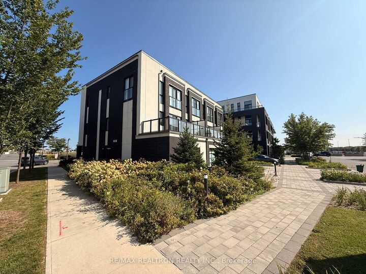 Property Photo:  1709 Bur Oak Avenue 509  ON L6E 0V7 