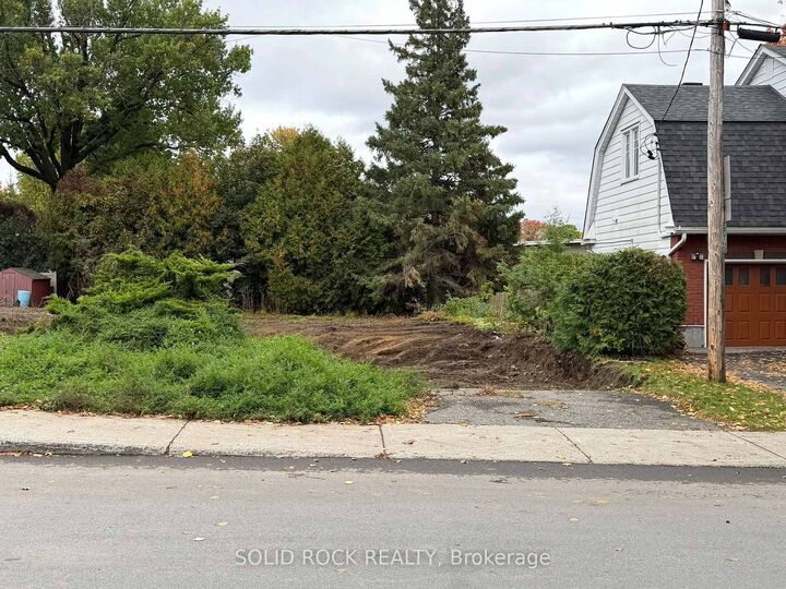 Property Photo:  665 Broadview Avenue  ON K2A 2L9 