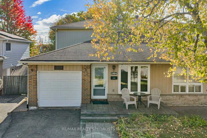 Property Photo:  2494 Barcella Crescent  ON L5K 1E2 