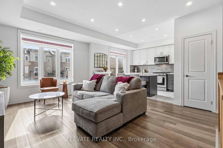 Property Photo:  1808 Rex Heath Drive 98  ON L1X 0E6 