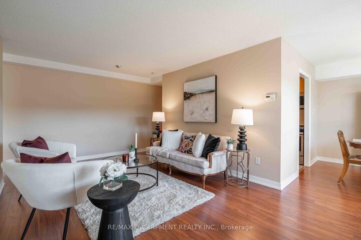 Property Photo:  606 Village Green Boulevard 6  ON L8G 5B7 