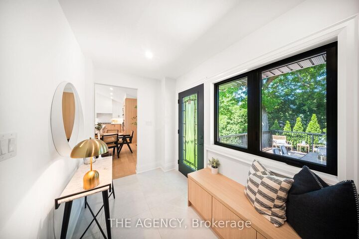 Property Photo:  201 Trelawn Avenue  ON L6J 4R3 