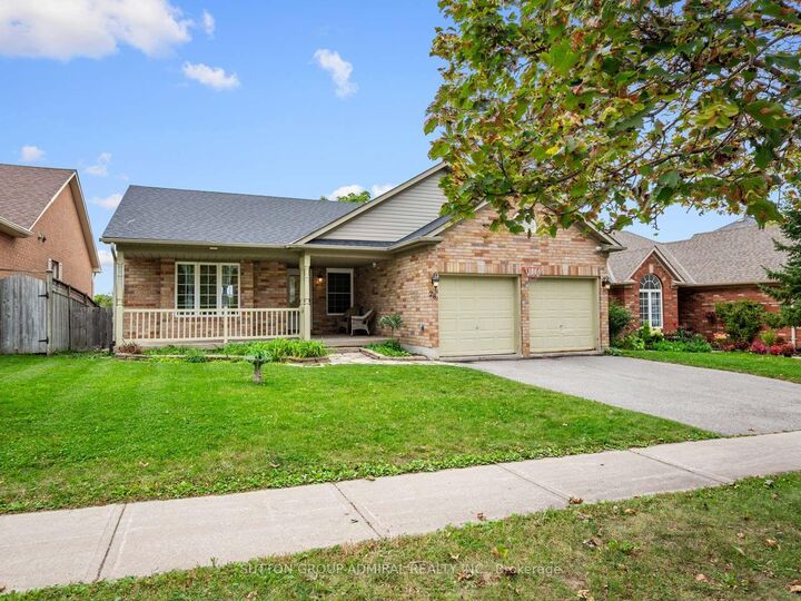 Property Photo:  28 Harwood Drive  ON L4N 7B9 