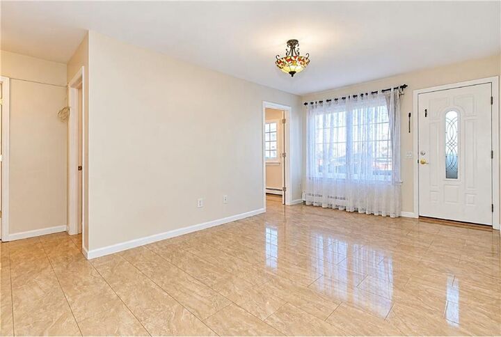 Property Photo: 204 Richmond Hill Road 13 NY 10314