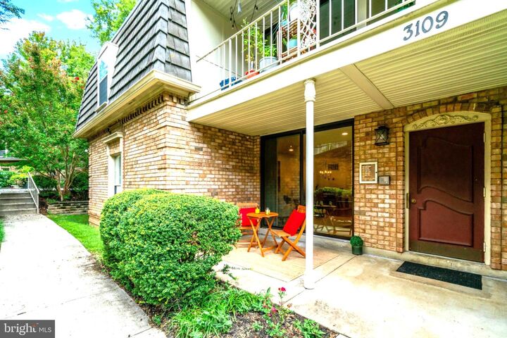 Property Photo:  3109 Patrick Henry Drive 627  VA 22044 