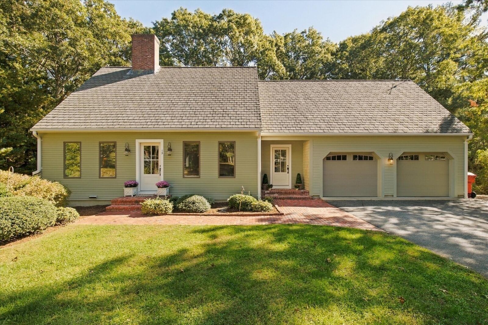 Property Photo:  15 Sheep Pasture Way  MA 02563 
