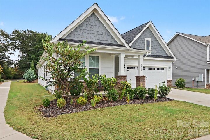 Property Photo: 1301 Black Walnut Street NC 28112