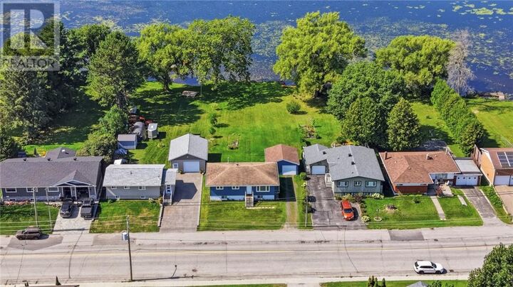Property Photo:  233 Woodward Avenue  ON P0R 1B0 