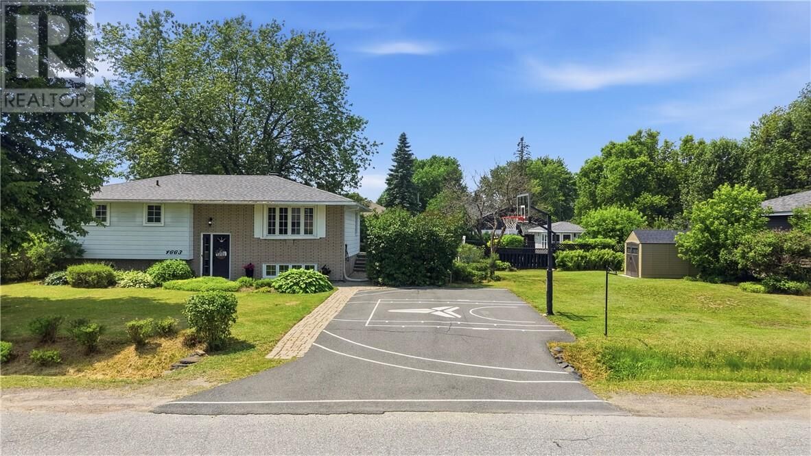 Property Photo:  4663 Guy Avenue  ON P3P 1G1 