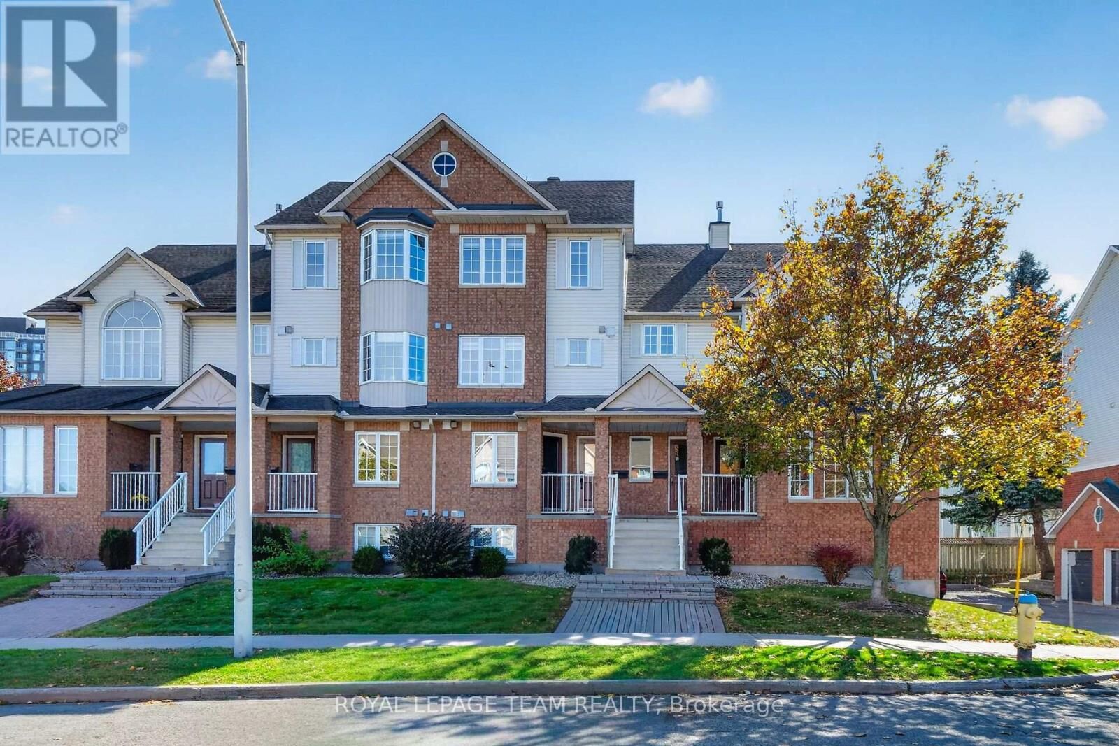 Property Photo:  4482 Harper Avenue 6  ON K1J 1E1 
