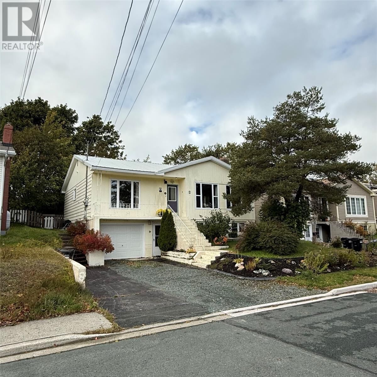 Property Photo:  8 Fitzgibbon Street  NL A1E 2G1 