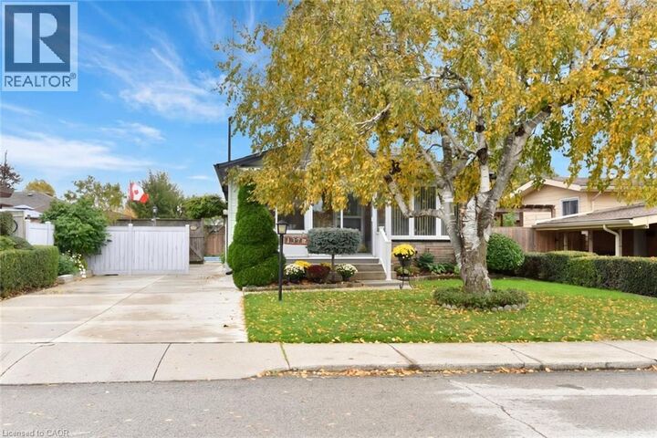 Photo de la propriété:  137 Fielding Crescent  ON L8V 2P7 