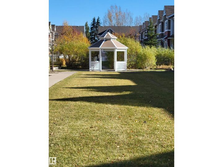 Property Photo: #47 14621 121 St NW NW AB T5X 0H2