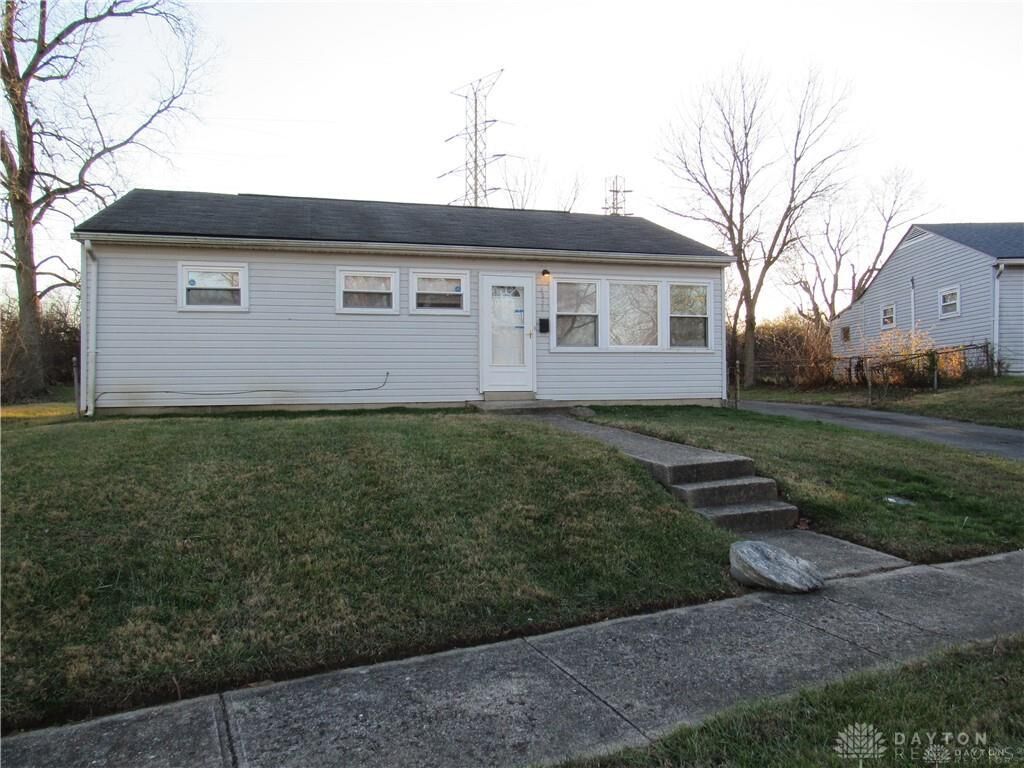 Property Photo: 4976 Marburn Avenue OH 45417