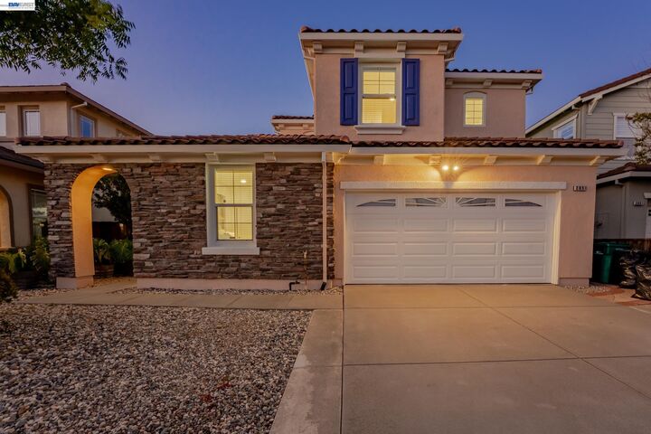 Property Photo:  2851 Dune Cir  CA 94545 