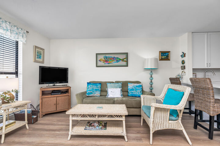 Property Photo: 775 Gulf Shore Drive 8109 FL 32541