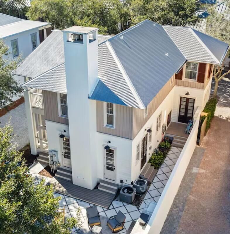 Property Photo:  89 E Kingston Road  FL 32461 
