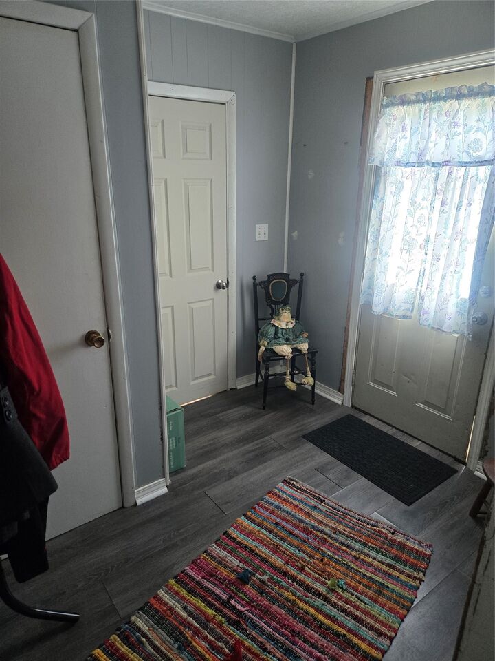 Property Photo: 3305 Cascade Street PA 16504