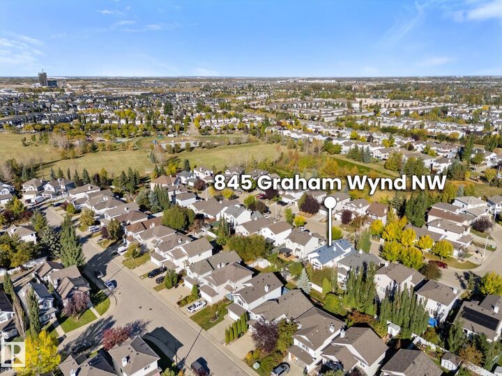 Property Photo:  845 Graham Wynd NW  AB T5T 6N4 