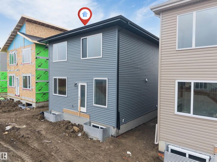 Property Photo:  3912 39 Avenue  AB T4X 3A2 