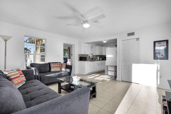 Property Photo: 400 117th Street Ocean FL 33050