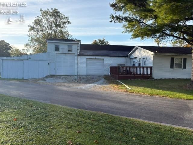 Property Photo:  6859 S SR 100  OH 44883 