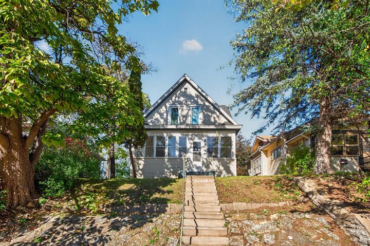 Property Photo:  1571 7th Street E  MN 55106 