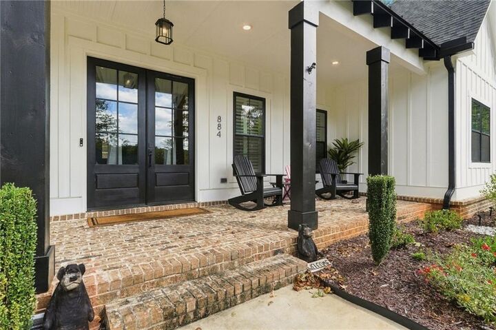 Property Photo:  884 Oxford Road  GA 30107 