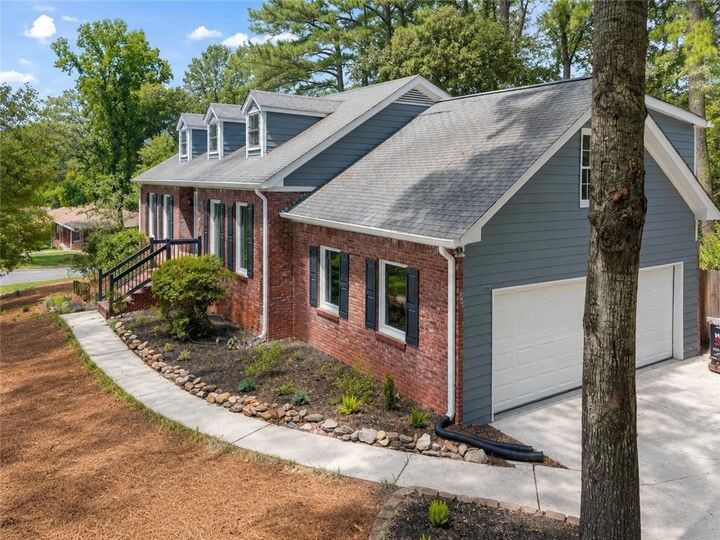 Property Photo:  4521 S. Roberts  GA 30518 