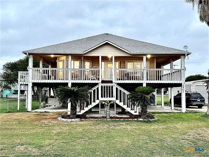 Property Photo:  2507 W Bayshore Drive  TX 77465 