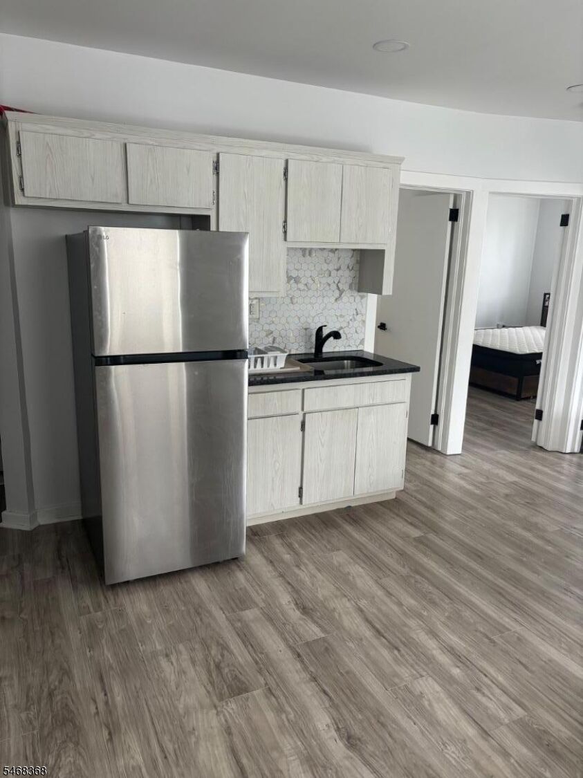 Property Photo:  98 Macarthur Ave 2  NJ 07026 