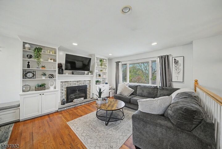 Property Photo:  31 Dogwood Dr  NJ 07860 