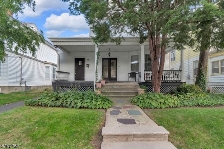 Property Photo:  44 Oakland Terr  NJ 07106 