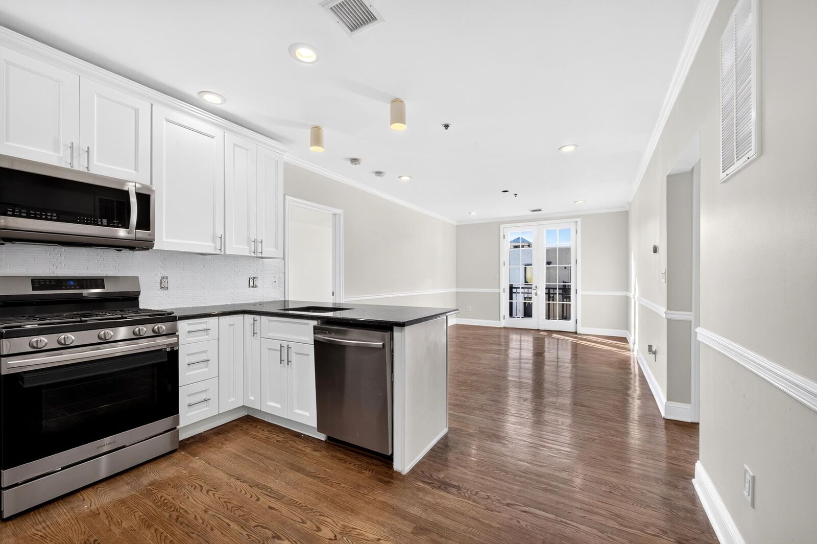 Property Photo:  501 9th St 603  NJ 07030 