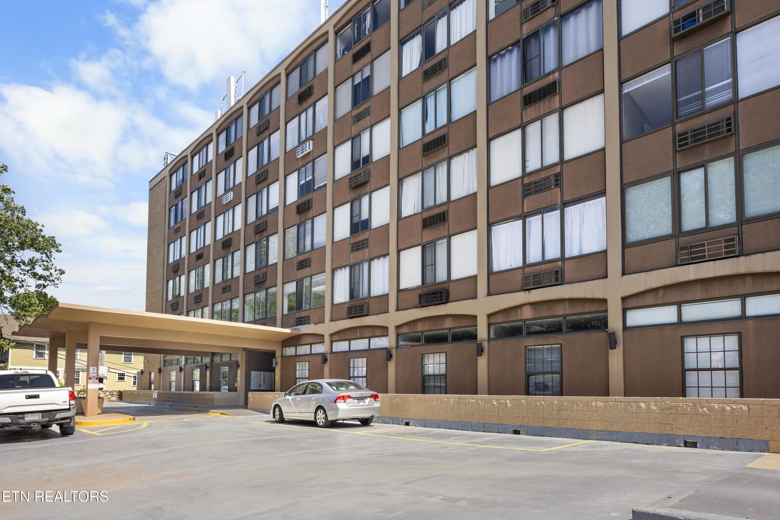 Property Photo:  1700 Clinch Ave 311  TN 37916 