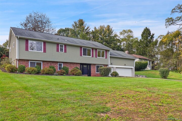 Property Photo:  25 Hill Street  NY 10541 