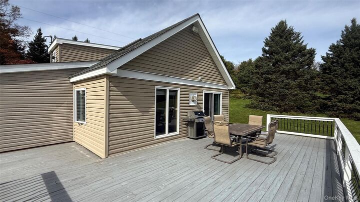 Property Photo:  1360 Foote Hollow Road  NY 12167 