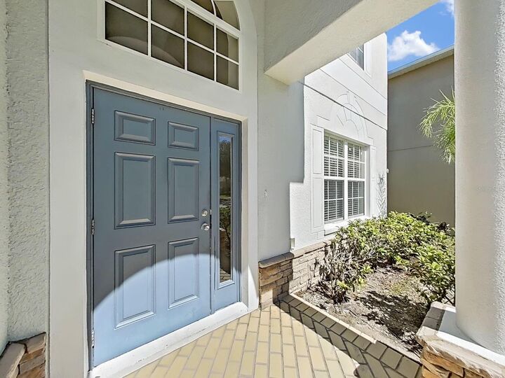 Property Photo:  8427 Carriage Pointe Drive  FL 33534 