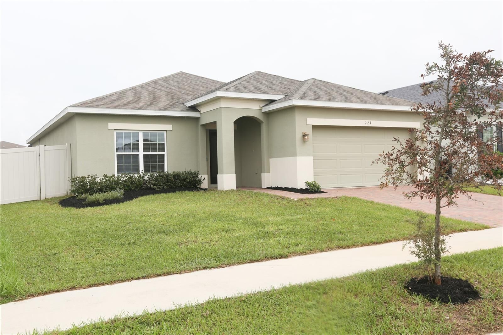 Property Photo: 224 Denali Street FL 33844