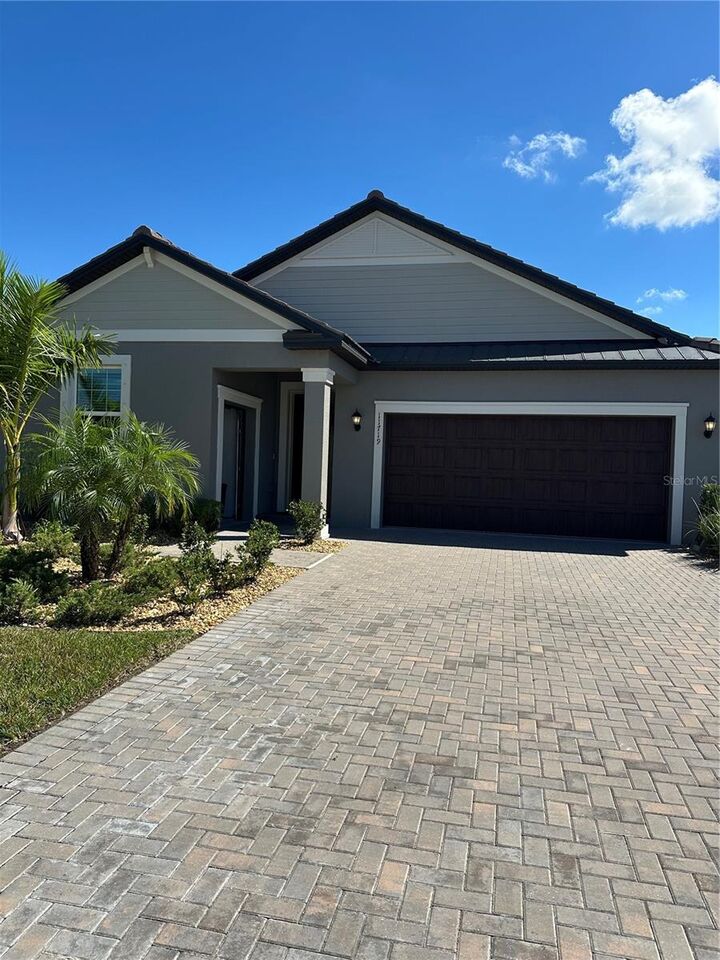 Property Photo:  11719 Lilac Pearl Lane  FL 34219 