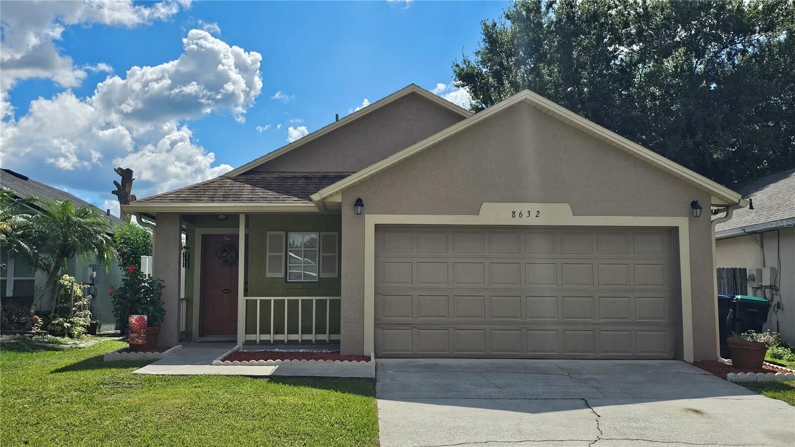 Property Photo:  8632 Foley Drive  FL 32825 